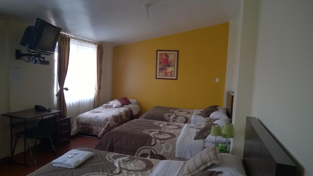 Hostal El Roble 키토 객실 사진