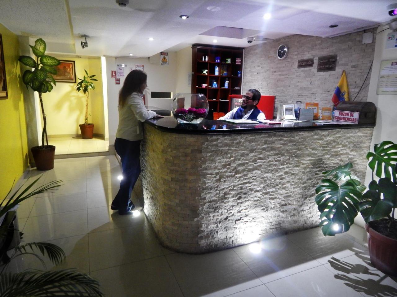 Hostal El Roble 키토 외부 사진