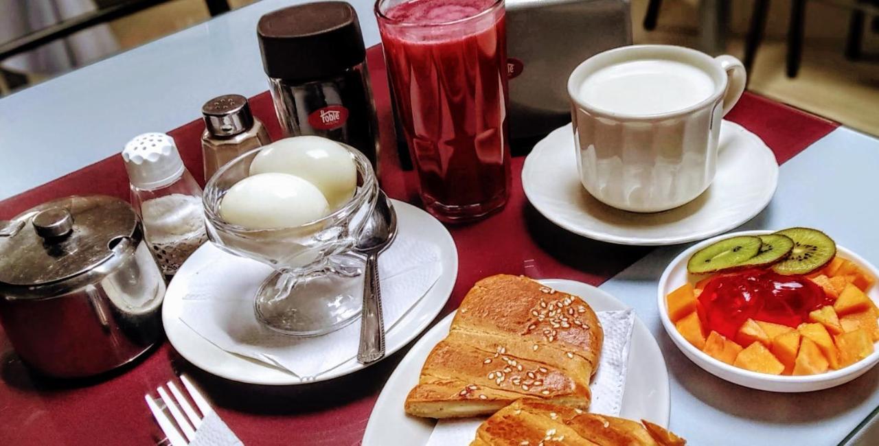 Hostal El Roble 키토 외부 사진