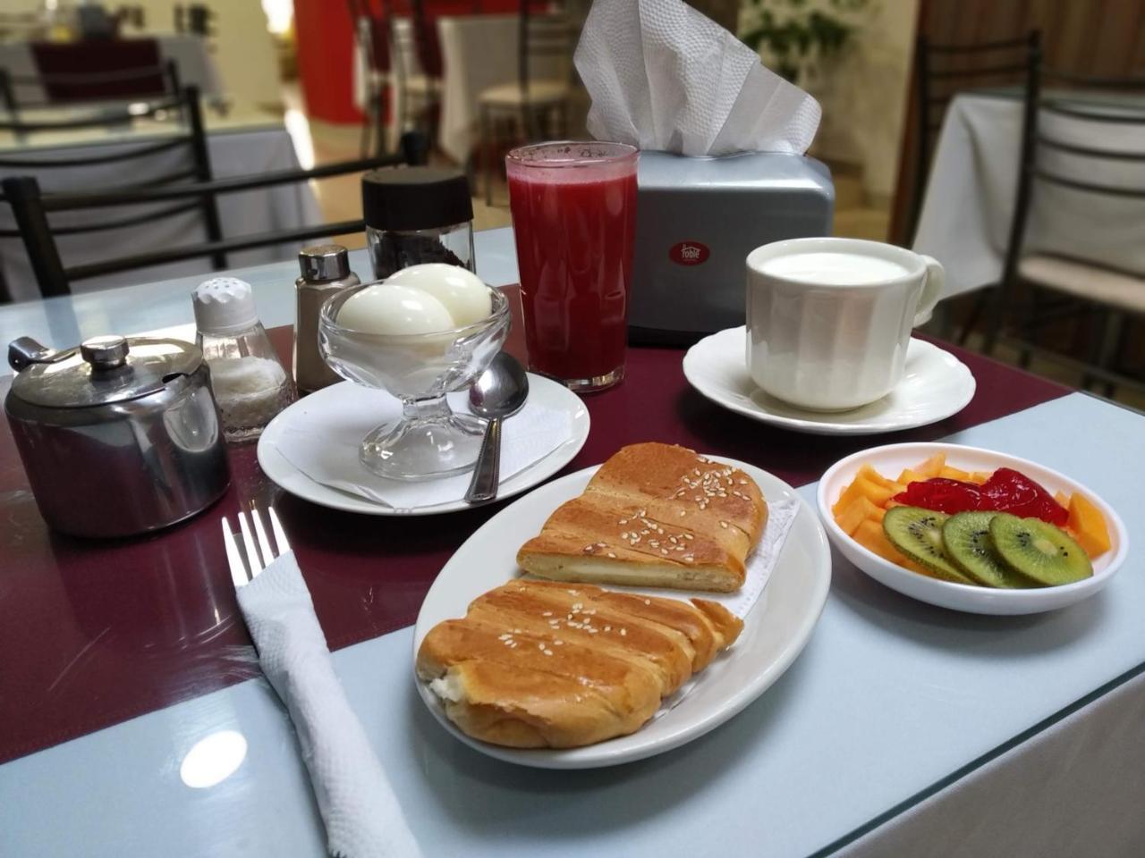 Hostal El Roble 키토 외부 사진