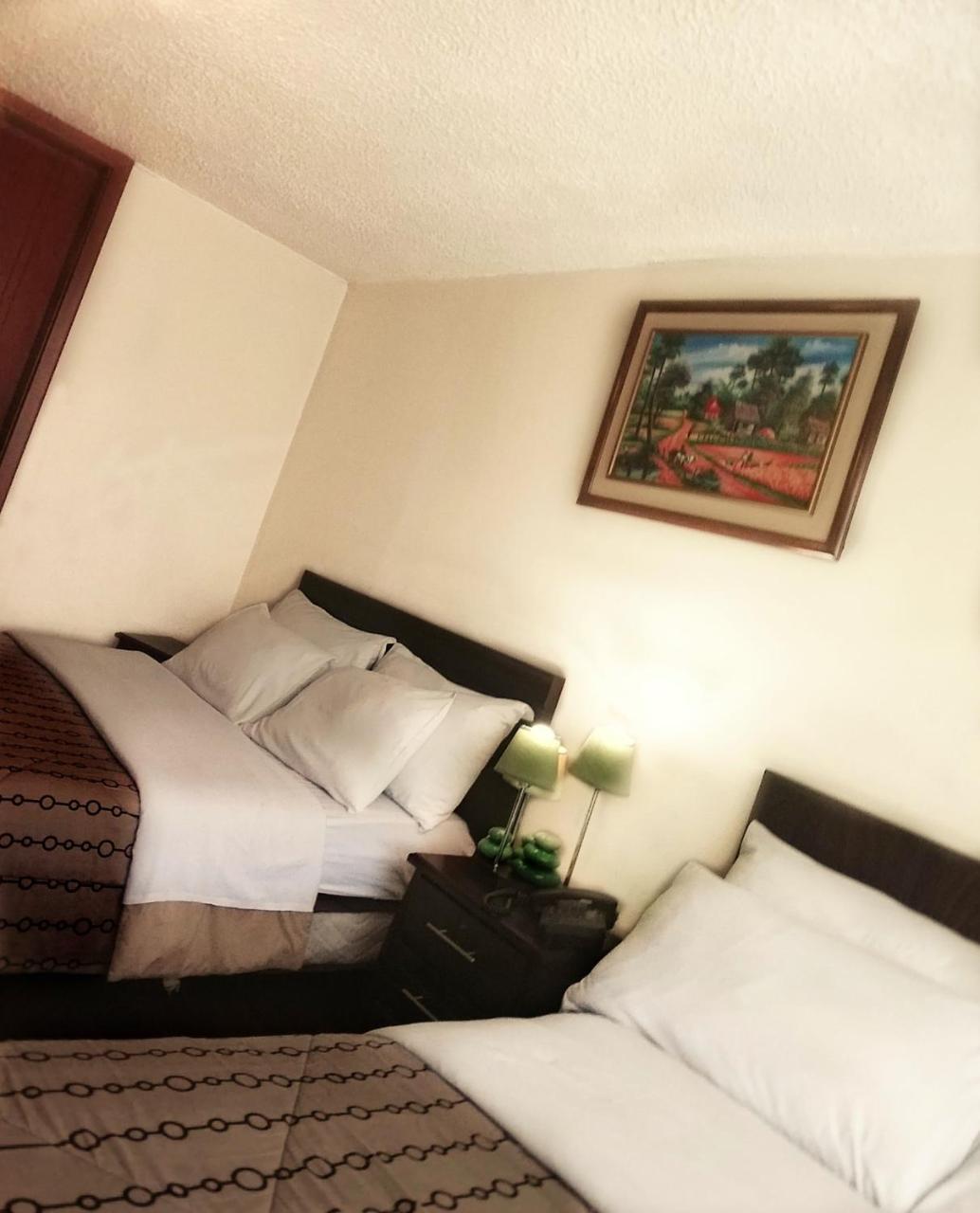 Hostal El Roble 키토 외부 사진
