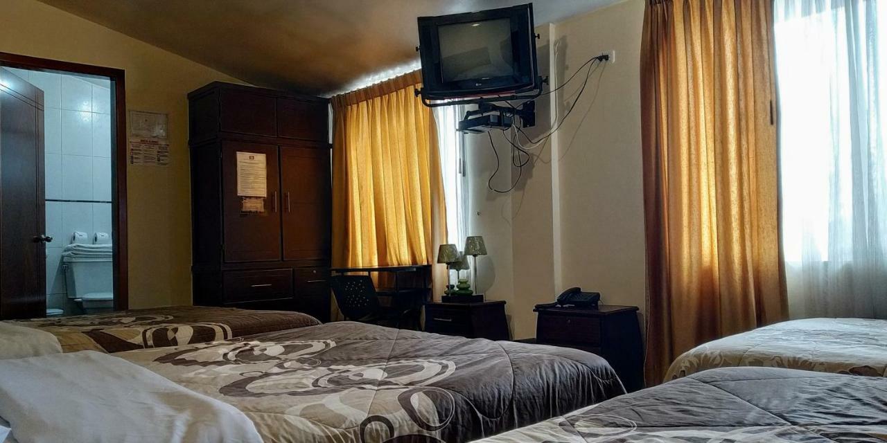 Hostal El Roble 키토 외부 사진
